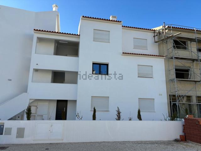 Apartamento, Colares