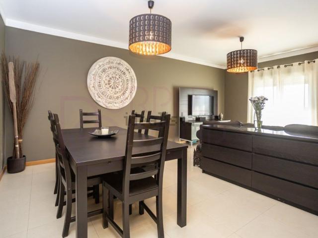 Apartamento, Corroios