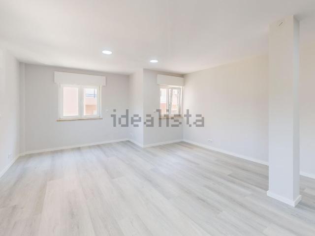 Apartamento, Corroios