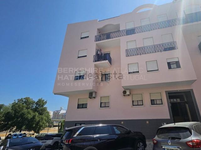Apartamento, Corroios