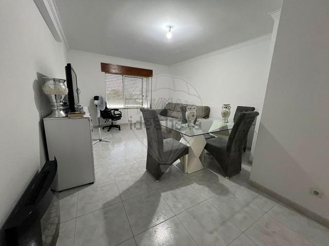 Apartamento, Corroios