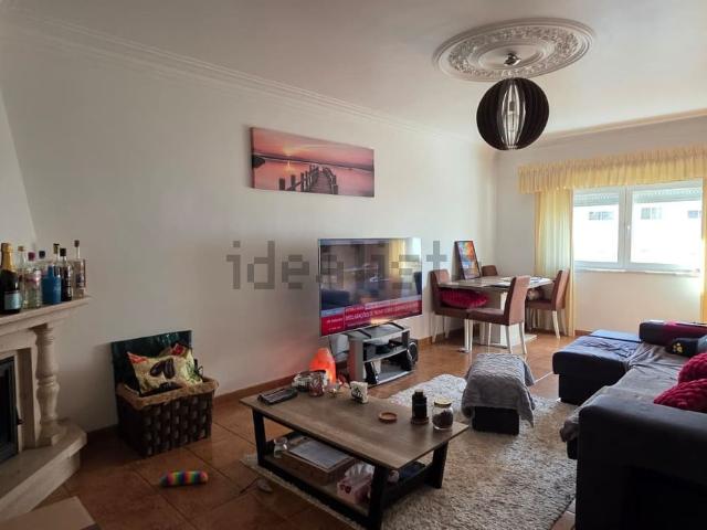 Apartamento, Corroios