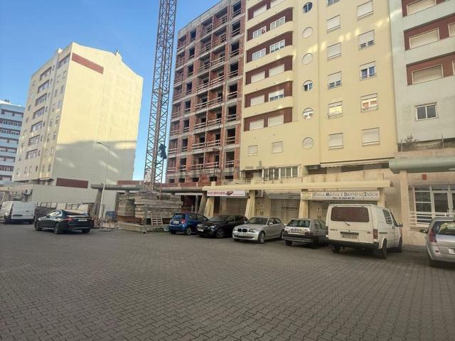 Apartamento, Corroios