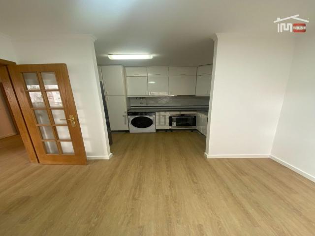 Apartamento, Corroios