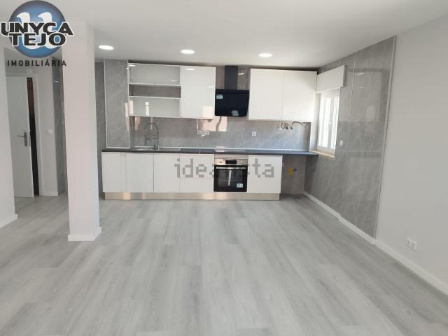 Apartamento, Corroios