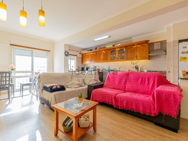 Apartamento, Corroios