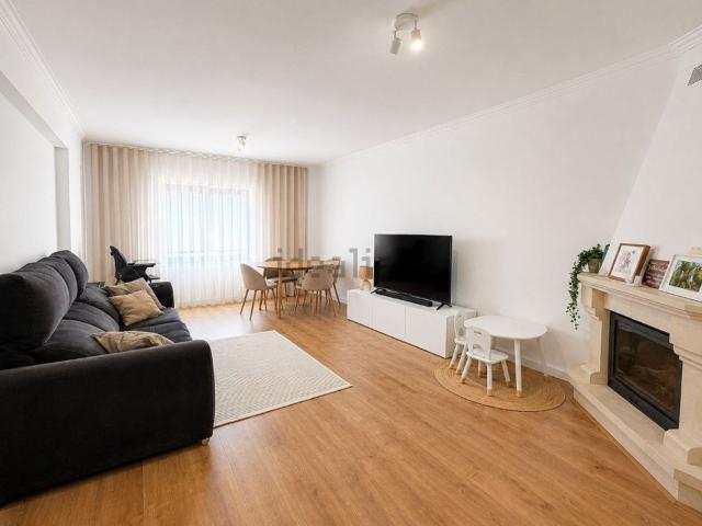 Apartamento, Corroios