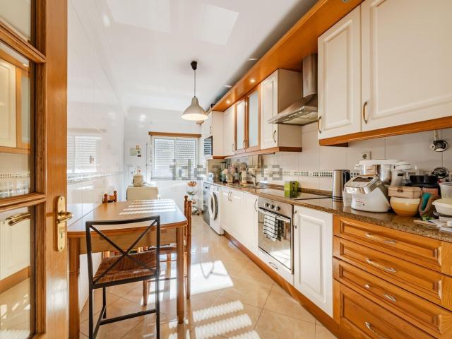 Apartamento, Corroios