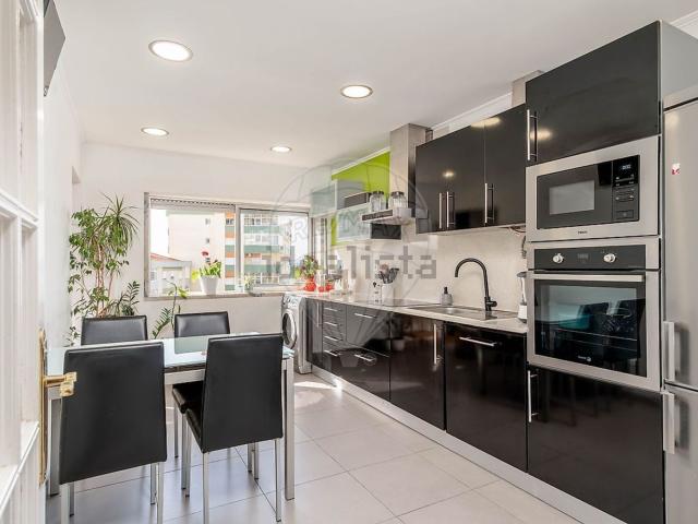 Apartamento, Corroios