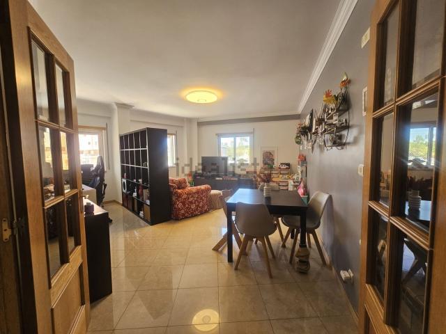 Apartamento, Corroios