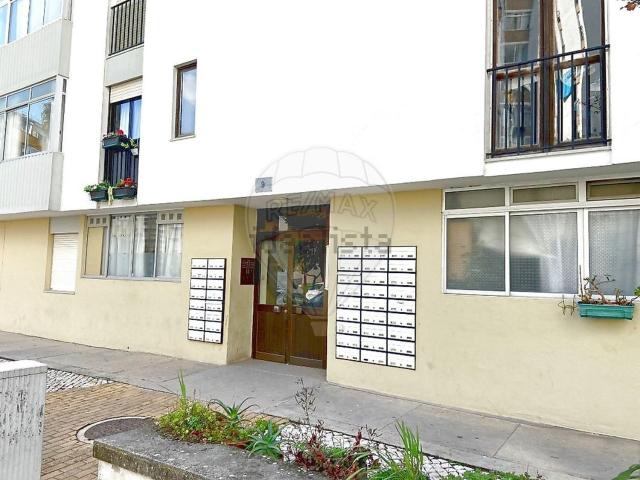 Apartamento, Corroios