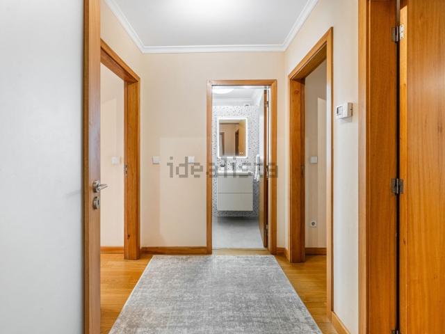 Apartamento, Creixomil