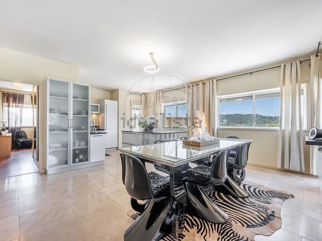 Apartamento, Cristelos Boim Ordem