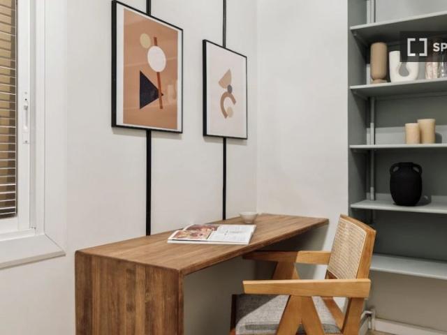Apartamento de 4 dormitorios en alquiler en Barcelona