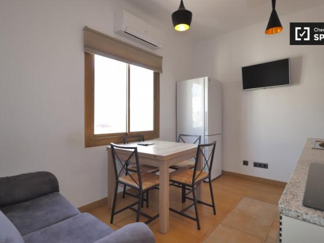 Apartamento de 4 dormitorios en alquiler en El Clot, Barcelona