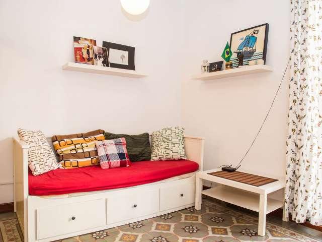 Apartamento de 4 dormitorios en alquiler en El Raval, Barcelona
