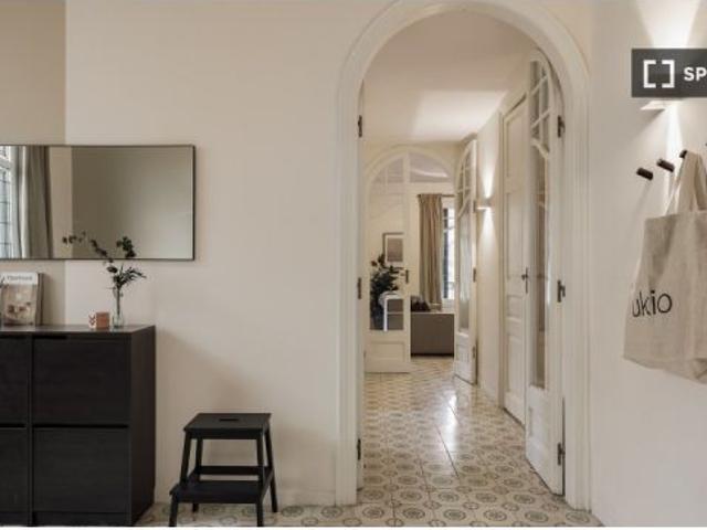 Apartamento de 4 dormitorios en alquiler en Vila de Gràcia, Barcelona