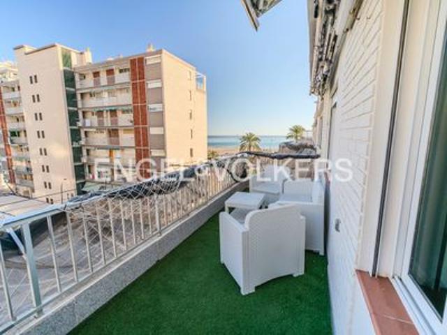 Apartamento de 4 habitaciones en venta en Alicante, Alicante