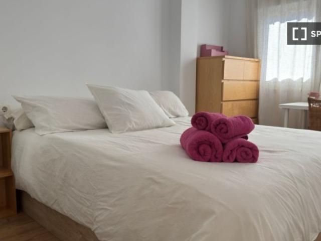 Apartamento de 4 habitaciones en alquiler en Zapillo, Almería