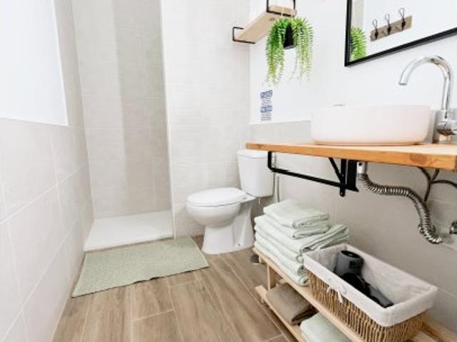 Apartamento de 4 habitaciones en alquiler en Arico