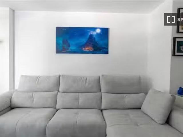 Apartamento de 4 habitaciones en alquiler en La Trinidad Este