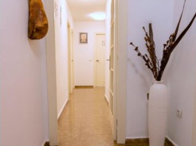 Apartamento de 4 habitaciones en alquiler en La Trinidad Este