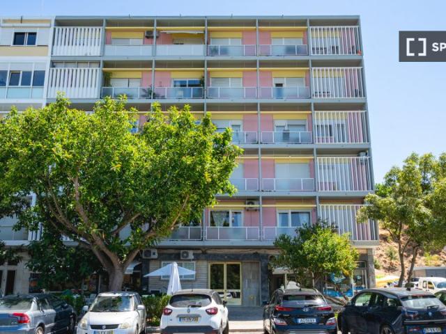 Apartamento de 4 quartos para alugar em Lisboa, Portugal