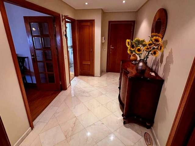 Apartamento de 4 quartos para alugar em Lisboa