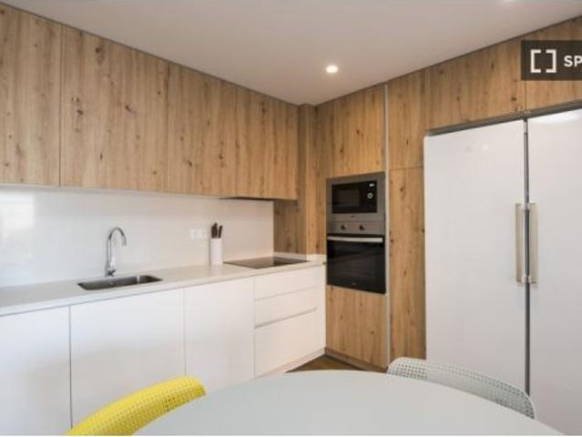 Apartamento de 5 habitaciones en alquiler en Albors, Valencia