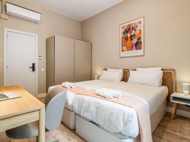 Apartamento de 6 habitaciones en alquiler en El Raval, Barcelona