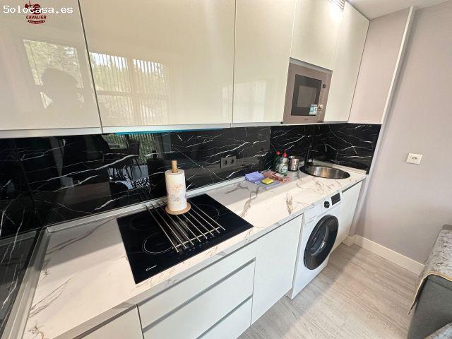 Apartamento de 70m2 en 2 plantas, salon con cocina americana, dormitorio y baño. En muy buen estado