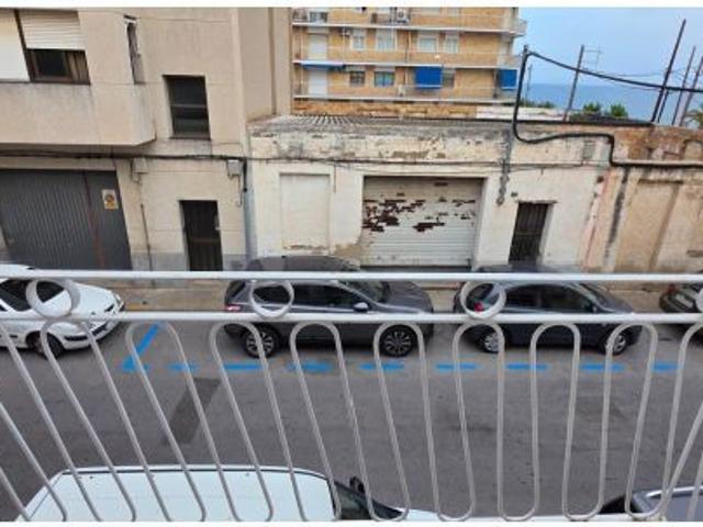Apartamento de 94 m² Totalmente Reformado a un Paso del Mar