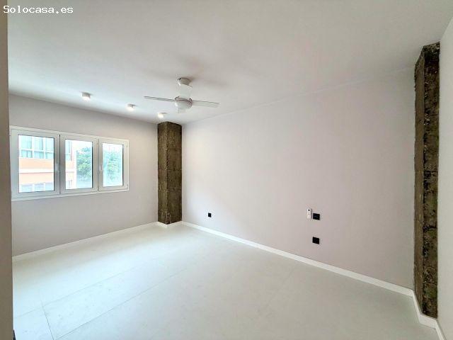 Apartamento de 100 m2 reformado con balcón perimetral en Alcaravaneras