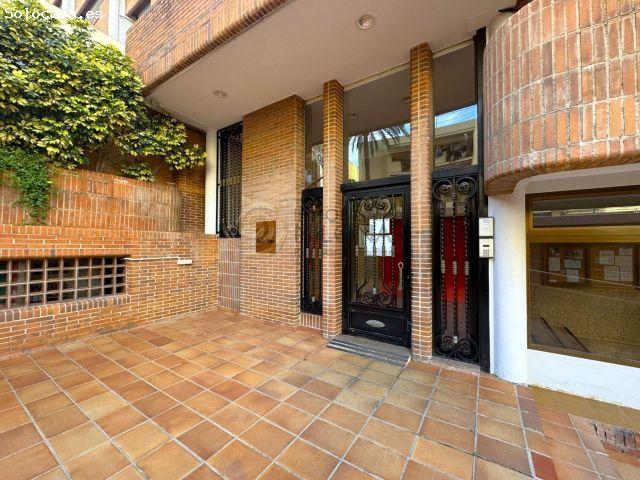 ? Apartamento de 1+1 dormitorios en la mejor zona llana del Rincón de Loix – Benidorm ?