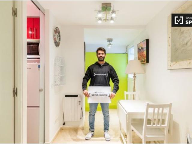 apartamento de 1 dormitorio con cocina equipada en alquiler en Lavapiés