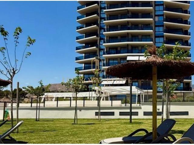 Apartamento de 1 dormitorio con vistas al mar en Torre Sakura, Benidorm
