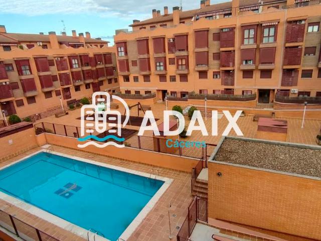 Apartamento de 1 dormitorio en Cáceres con piscina
