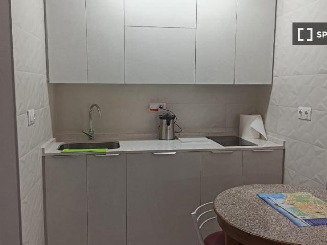 Apartamento de 1 dormitorio en alquiler, Almuñécar