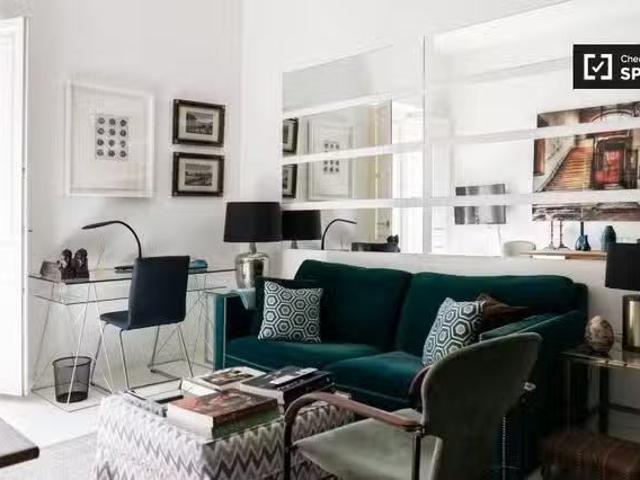 Apartamento de 1 dormitorio en alquiler en Cortes, Madrid