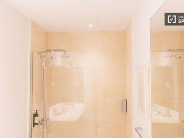 Apartamento de 1 dormitorio en alquiler en Cortes, cualquier género
