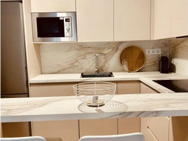 Apartamento de 1 dormitorio en alquiler en Canalejas