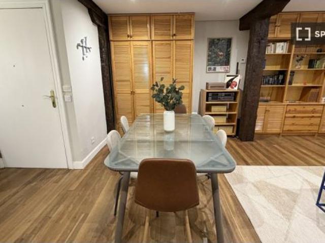 Apartamento de 1 dormitorio en alquiler en Casco Viejo, Bilbao, con todos los gastos incluidos