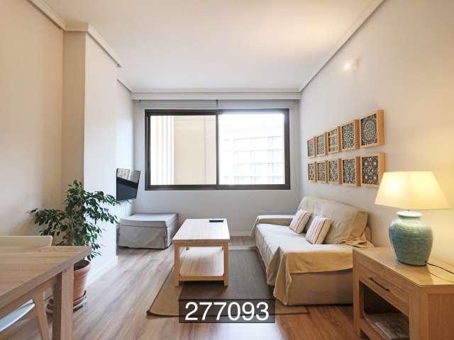 Apartamento de 1 dormitorio en alquiler en Castilla, Madrid