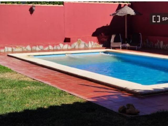 Apartamento de 1 dormitorio en alquiler en Chiclana de la Frontera, gastos incluidos