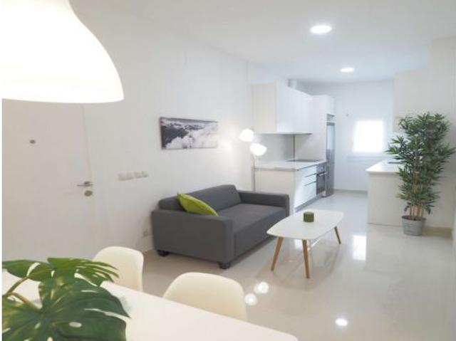 Apartamento de 1 dormitorio en alquiler en Almagro y Trafalgar