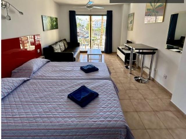 Apartamento de 1 dormitorio en alquiler en Arona