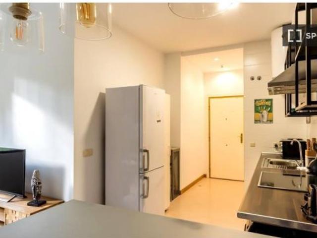 Apartamento de 1 dormitorio en alquiler en Bellas Vistas, Madrid