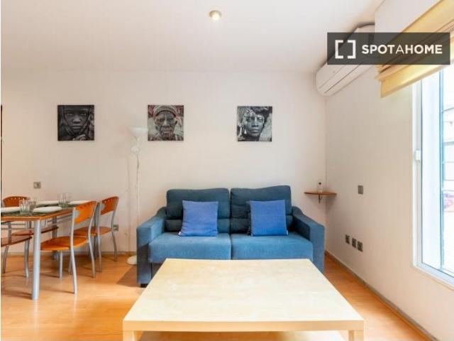 Apartamento de 1 dormitorio en alquiler en Grupo Renfe, Sevilla