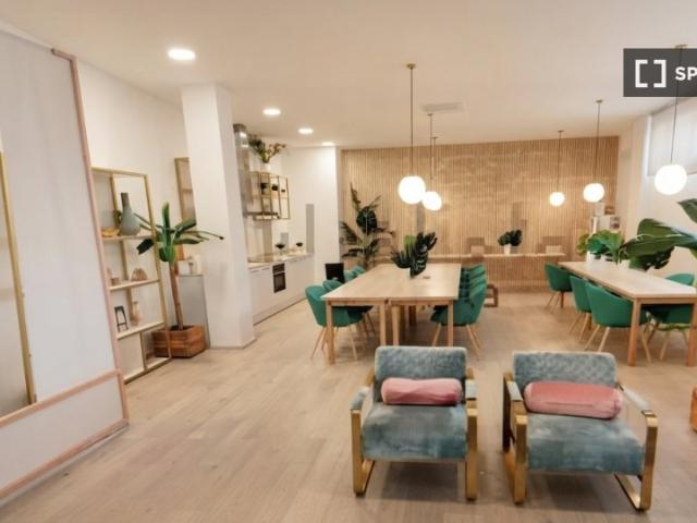 Apartamento de 1 dormitorio en alquiler en Delicias Canterac