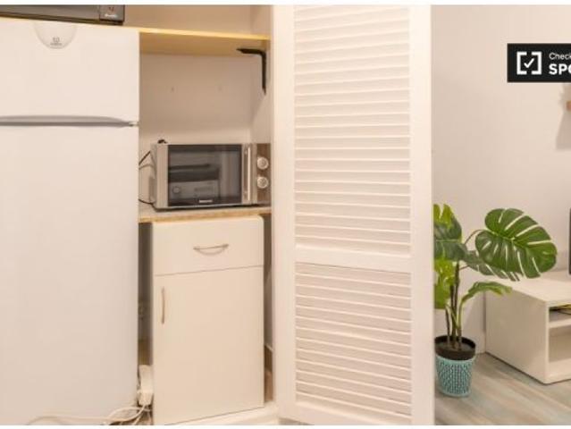 Apartamento de 1 dormitorio en alquiler en Embajadores